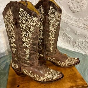 Corral Leather Handcrafted Boots